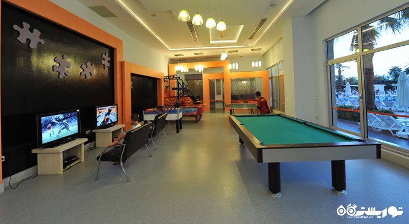 میز بیلیارد هتل لئودیکیا های کلاس